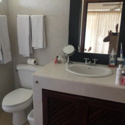 bathroom MonteLaguna
